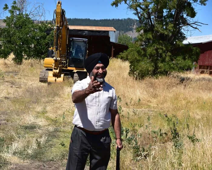 Hampton Inn construction project breaks ground in La Grande